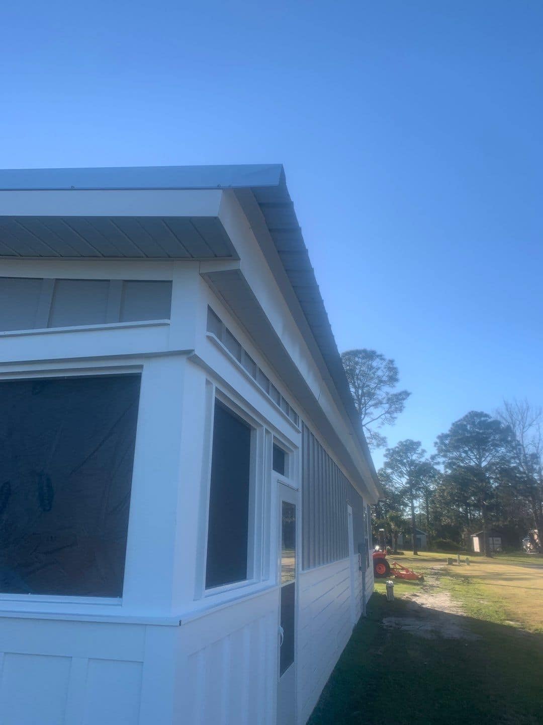 White Soffit and Fascia Cape Coral, FL Cape Coral Seamless Gutters
