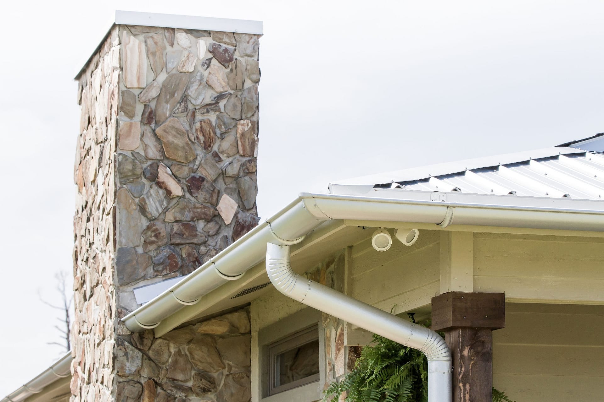 Half Round Gutters Seamless Gutters Cape Coral, FL